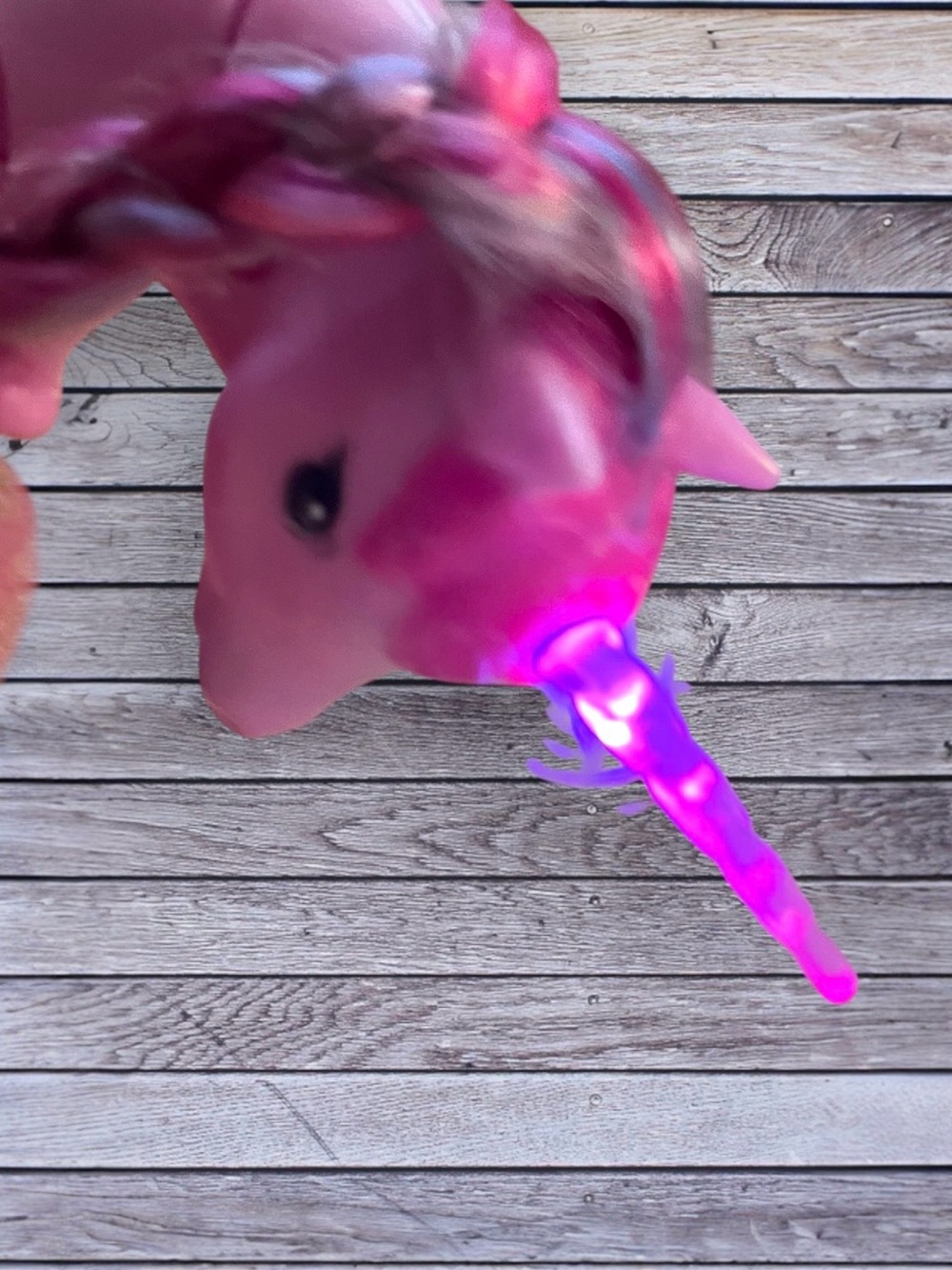 Little Live Pets Sugardust Dancing Unicorn with 2nd unicorn and horse - Picture 3 of 4